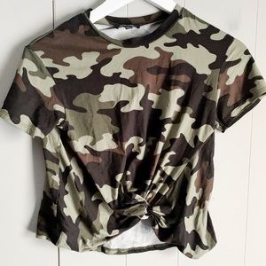 MOON & STARS Camo Tie Hem Short Sleeve Top Tee L